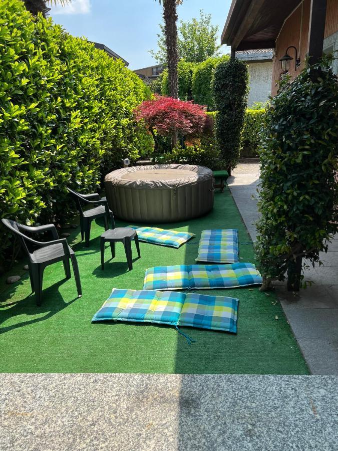 Casa Victoria Villa Castelletto sopra Ticino Eksteriør billede
