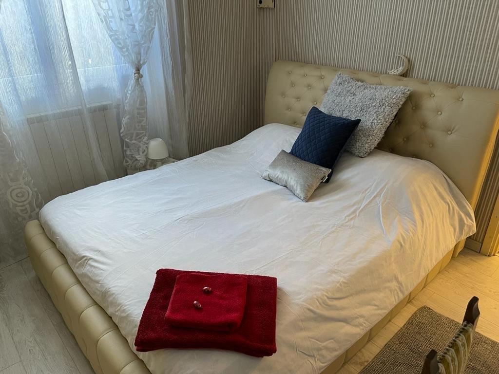 Casa Victoria Villa Castelletto sopra Ticino Eksteriør billede